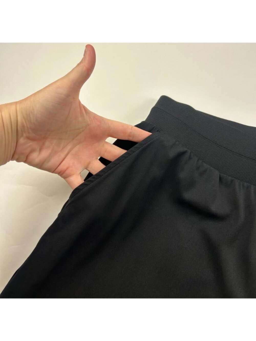 Lou & Grey Black Athletic Stretch Jersey Wide Leg Pant M - Picture 3 of 7